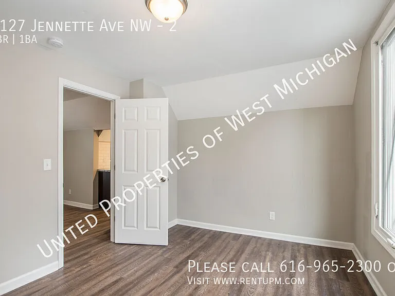 1127 Jennette Ave NW #2 — Photo 7