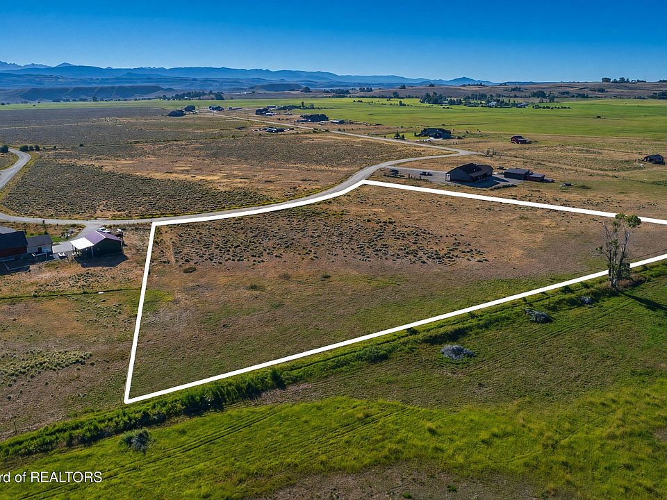 1st image of Hay Meadow Cir