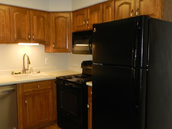5th image of 30528 Oakridge Manor Dr