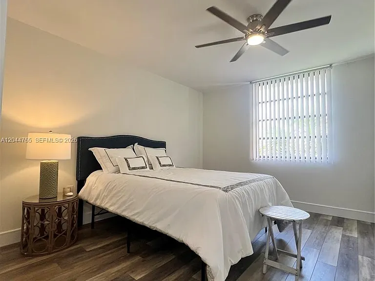 1705 Whitehall Dr #403 — Photo 21