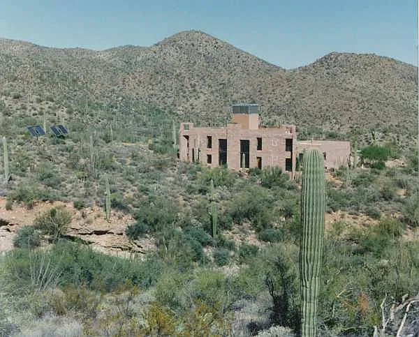 7101 W Sweetwater Dr — Photo 1