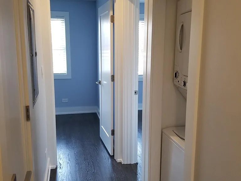 6726 N Artesian Ave #2 — Photo 33