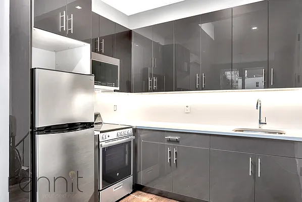 Rented by Rennit Inc. | media 5