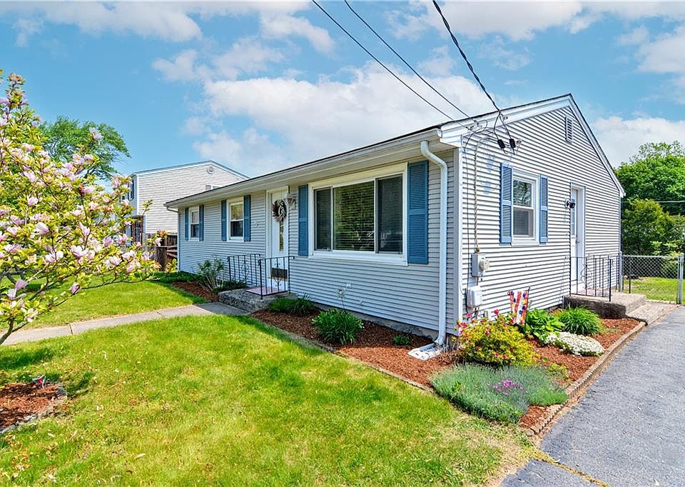 171 Bryant St, Cumberland, RI 02864 Zillow