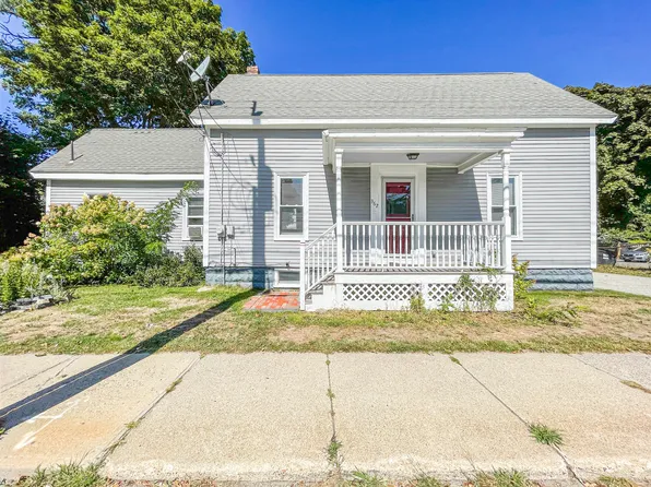 (undisclosed Address), South Portland, ME 04106