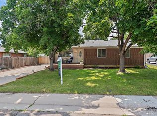8255 Solana Dr, Denver, CO 80229