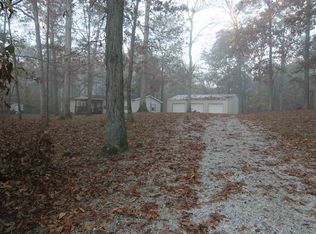 6055 S State Road 161, Huntingburg, IN 47542