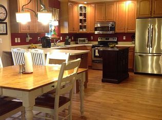 116 Rose Dr, Connoquenessing, PA 16027