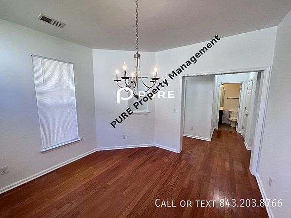 5th image of 153 Avonshire Dr