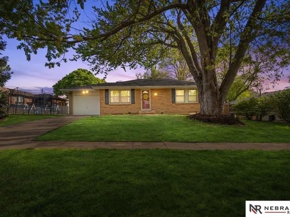 7411 Baldwin Ave, Lincoln, NE 68507