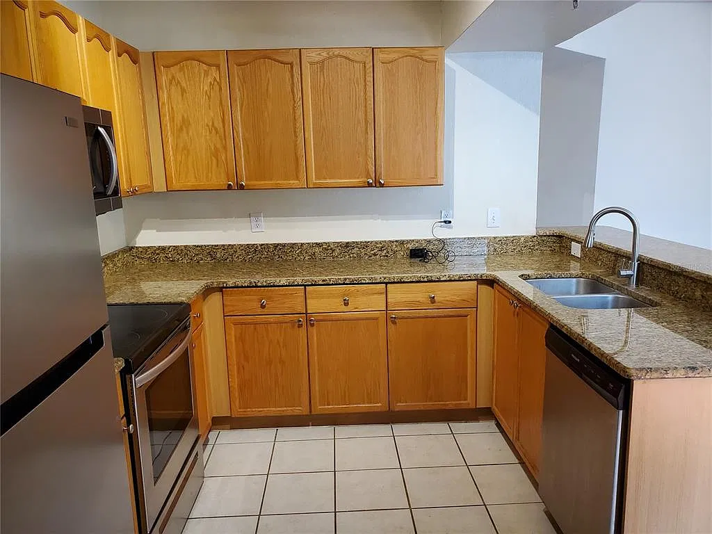 1 bed, 1.0 bath, 851 sqft, $1,485 — Photo 4