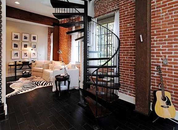 4th image of 500 W Harbor Dr Unit 1404