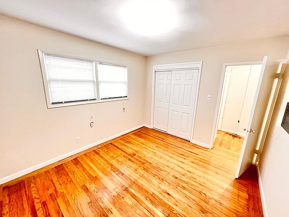 5th image of 3424 Taraval St APT 5
