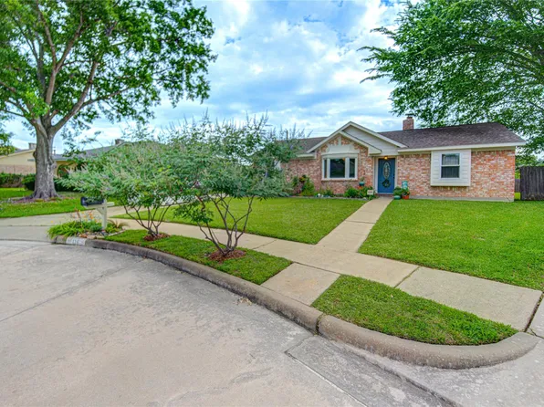 11826 Monticeto Ln, Meadows Place, TX 77477