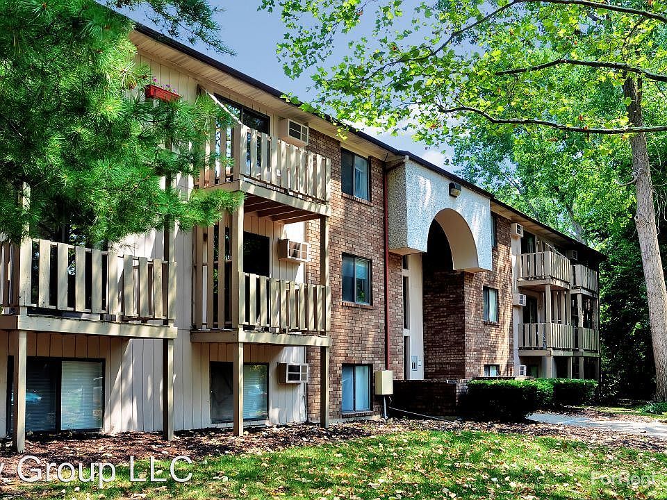 1st image of 2880 Oak Valley Ave SW APT 204