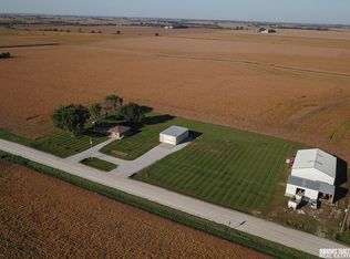 8206 310th St, Murdock, NE 68407