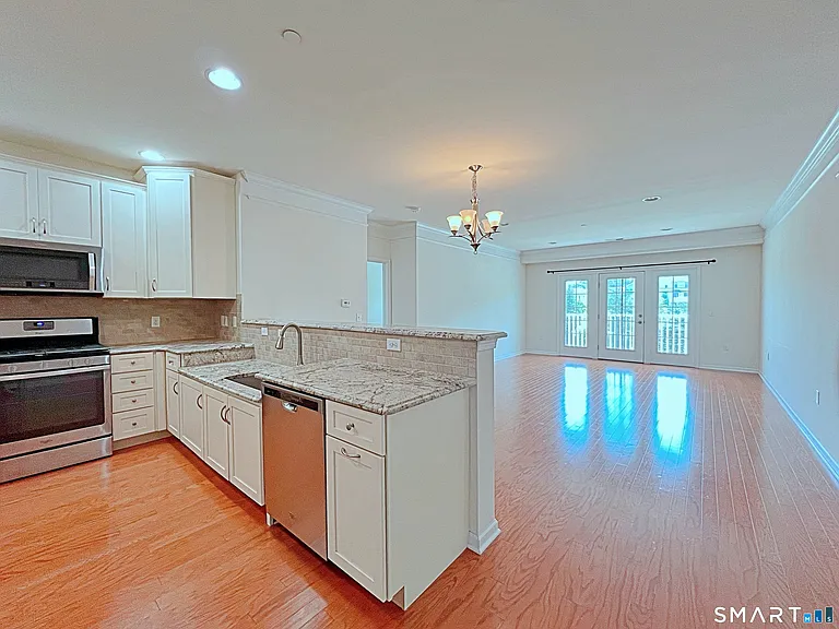 113 Center Meadow Ln #113 — Photo 3