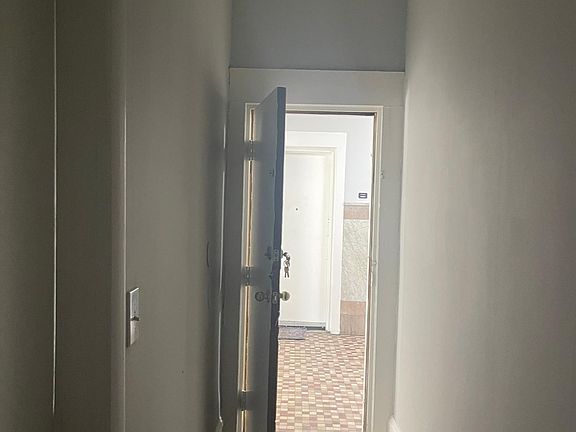 2nd image of 1430 Fairfield Ave APT 3