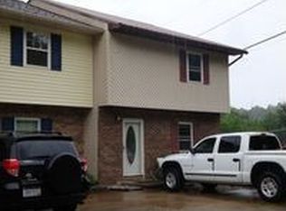 114 McGrew Dr, Elkview, WV 25071