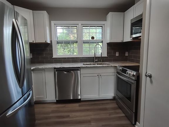 3rd image of 4601 Coronado Dr APT H