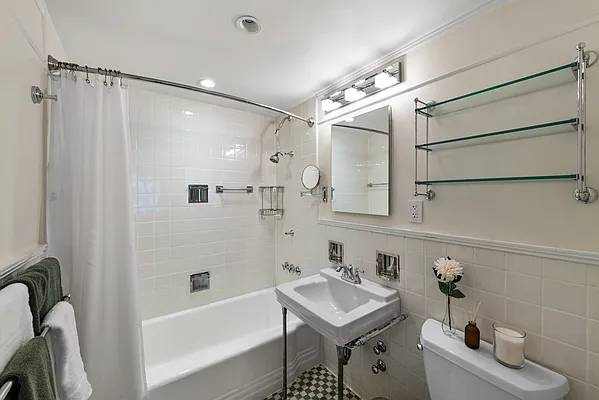 Sold by Compass | media 10