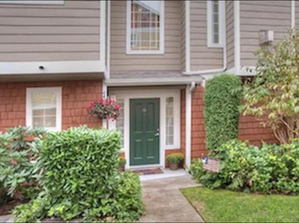 11023 SE 240th St Unit G2, Kent, WA 98031