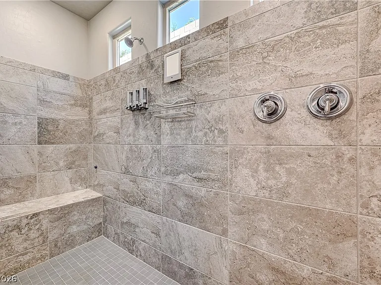 3741 Glasstop Dr — Photo 31