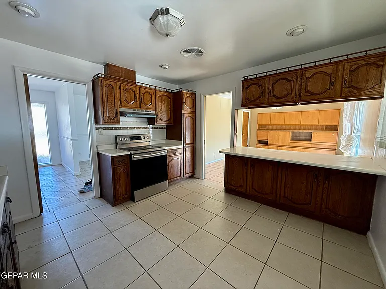 2900 Polk Ave — Photo 11