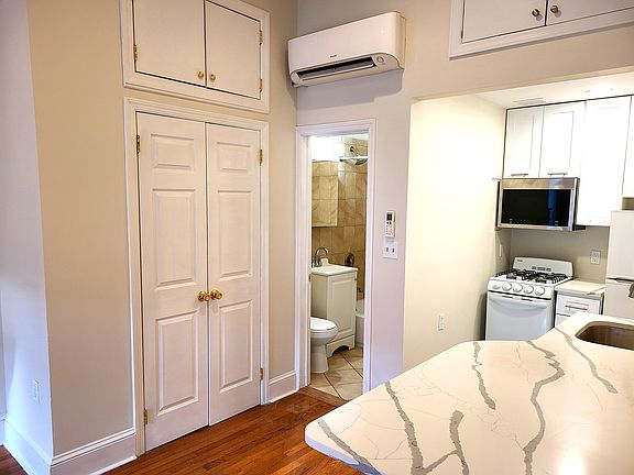5th image of 9 W 122nd St #2F