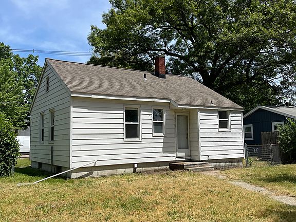 2nd image of 514 Pinecrest St