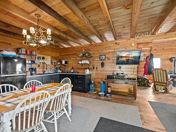 5th image of 1261 Dirigo Road