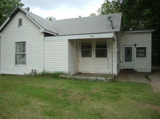802 Home St, Coffeyville, KS 67337