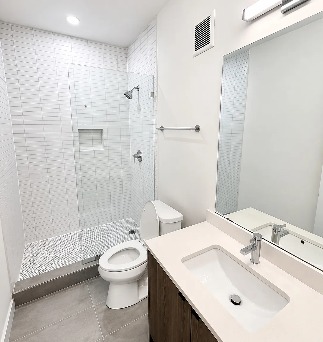 2 bed, 650 sqft, $1,750 — Photo 3