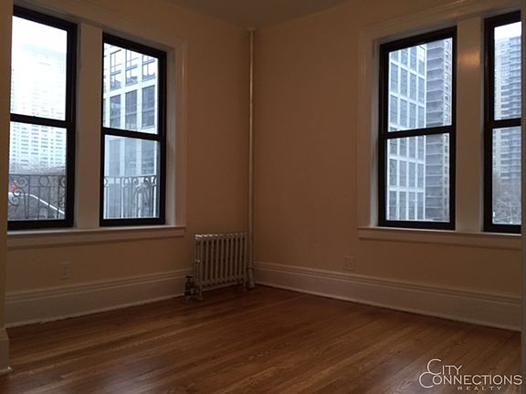 4th image of 225 W End Ave APT 32