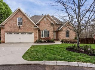 6700 Duncans Glen Dr, Knoxville, TN 37919