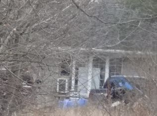 8771 Beard Rd, Avoca, MI 48006