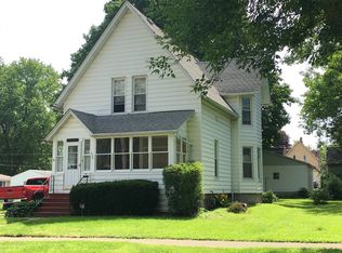 638 Leonard Ave, Dekalb, IL 60115