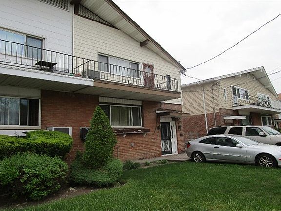 2nd image of 15115 81st St