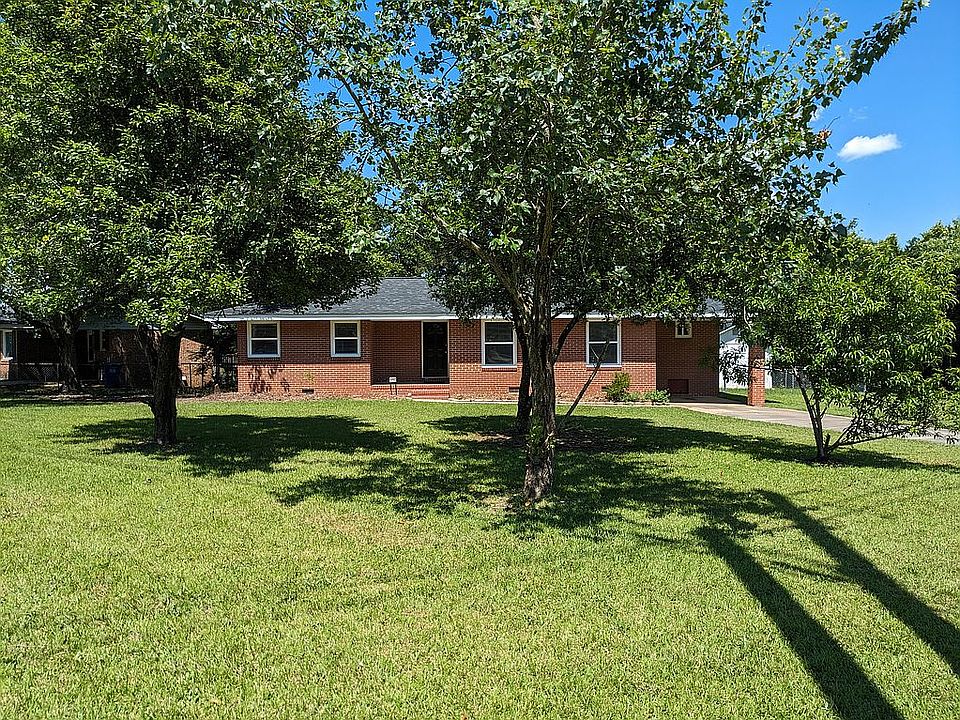 Large corner lot