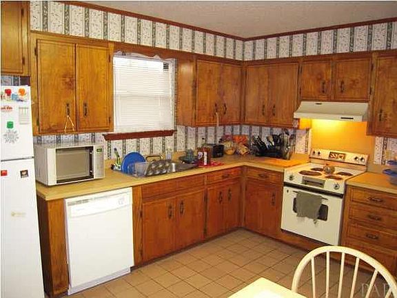 5th image of 9573/9575 Sunnehanna Blvd