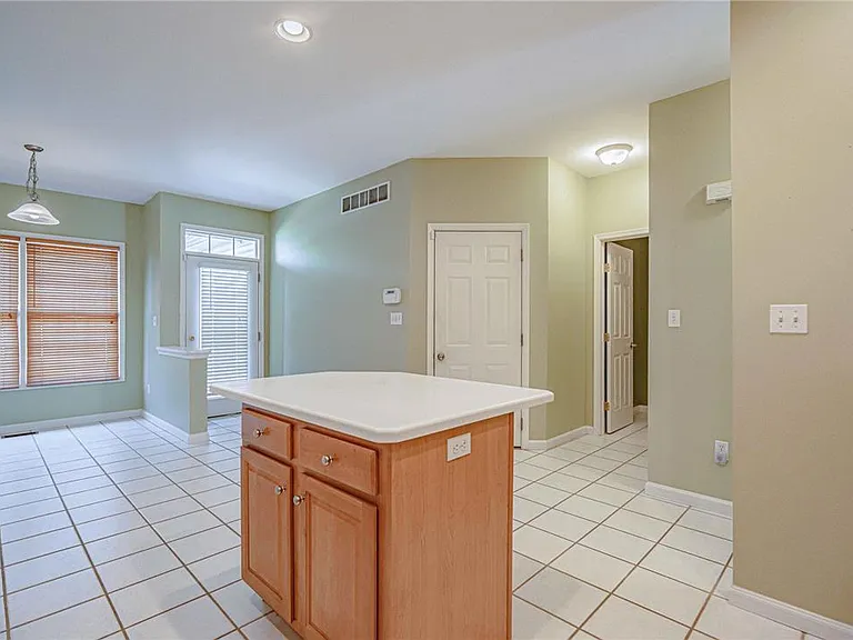 6608 Mine Dr — Photo 11
