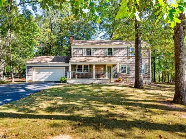 93 Windy Willow Way, Branchburg Twp., NJ 08876