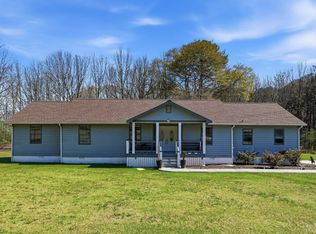 900 Stone Lea Trce, Oxford, GA 30054