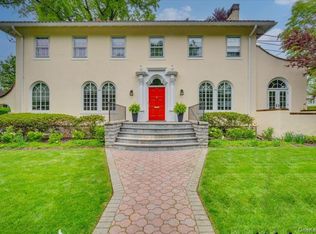 560 Pelhamdale Avenue, Pelham, NY 10803