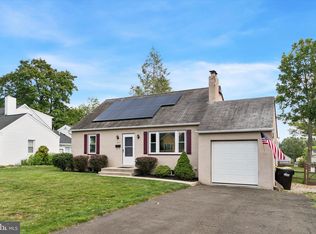 327 Clear Spring Rd, Lansdale, PA 19446