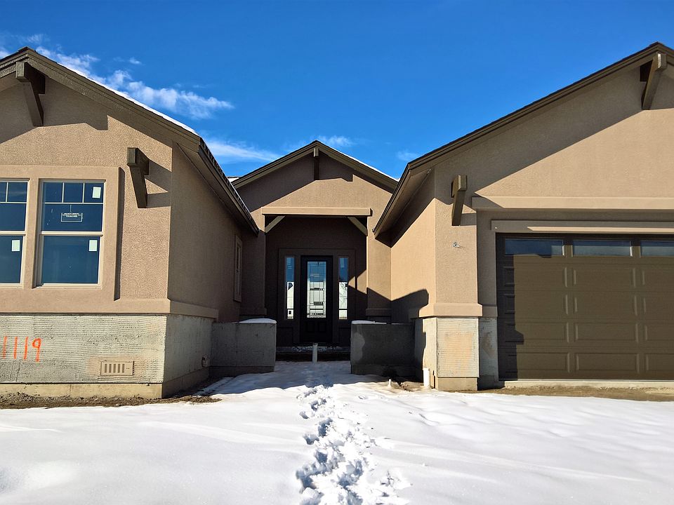1st image of 1119 Country Club Dr