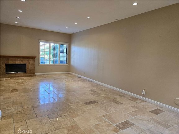 4th image of 236 Country Club Dr Unit B