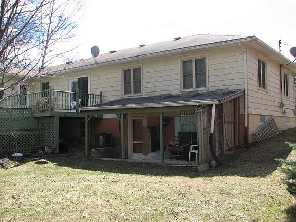 4th image of 793 Southeast Ave