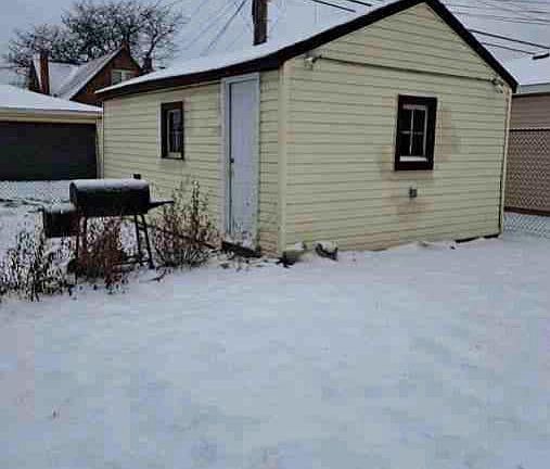 4th image of 10048 S Rhodes Ave