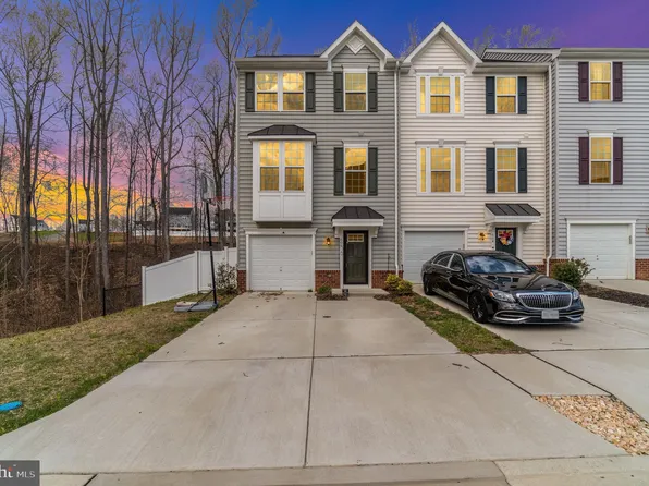 606 Landing Dr, Fredericksburg, VA 22405